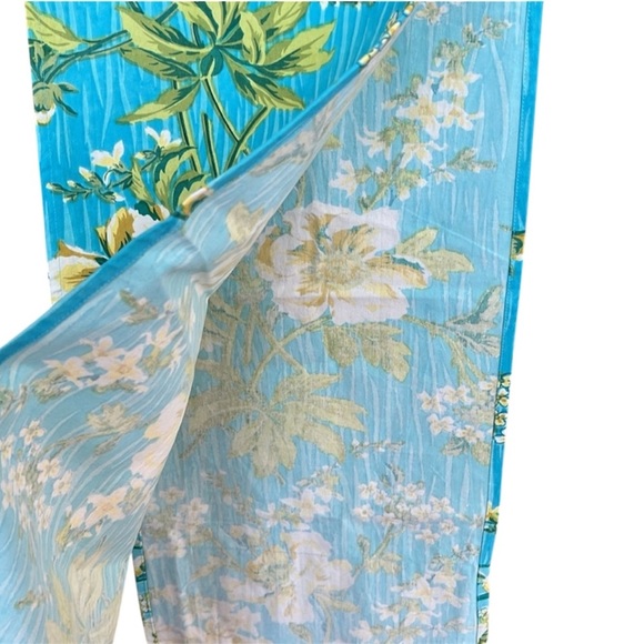 April Cornell Floral Table Runner - Picture 4 of 4